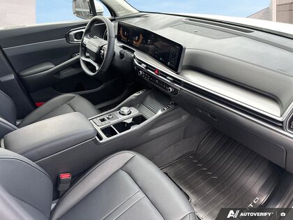 used 2026 Kia Sorento Plug-In Hybrid car, priced at $53,645