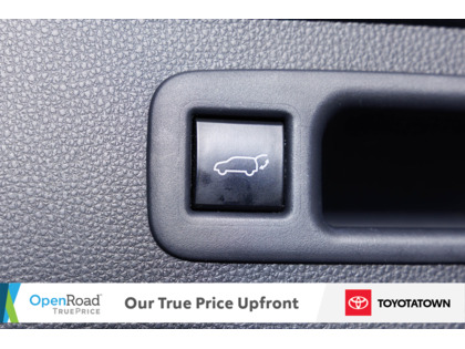 used 2020 Toyota Highlander car, priced at $34,998