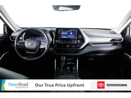 used 2022 Toyota Highlander car, priced at $44,998