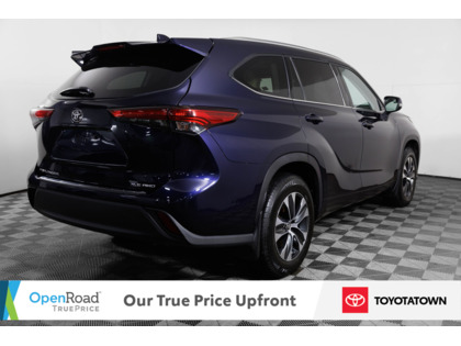used 2020 Toyota Highlander car, priced at $34,998