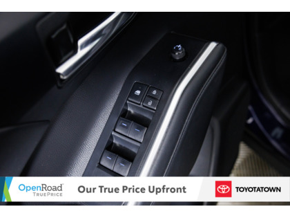 used 2022 Toyota Highlander car, priced at $44,998