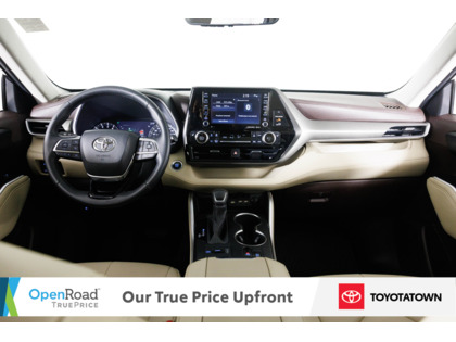 used 2020 Toyota Highlander car, priced at $34,998