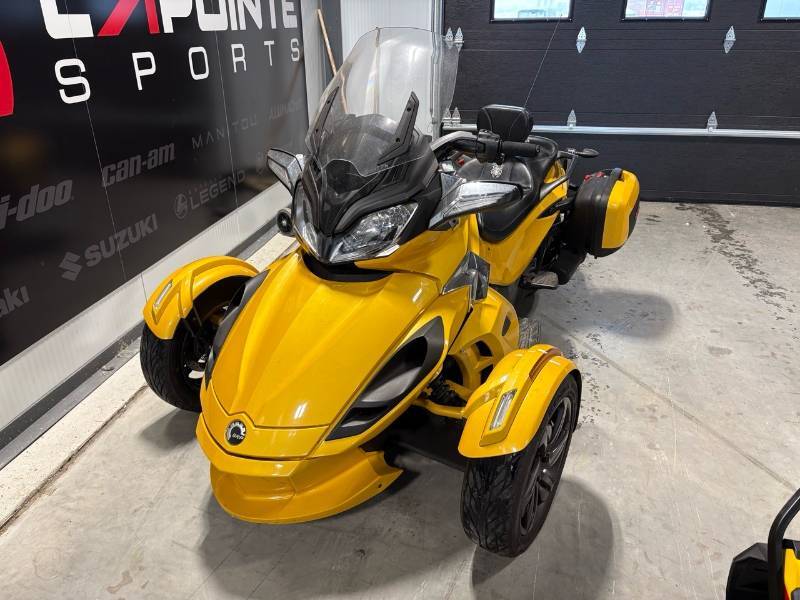 2013 Can-Am SPYDER ST-S 991ETC SE5