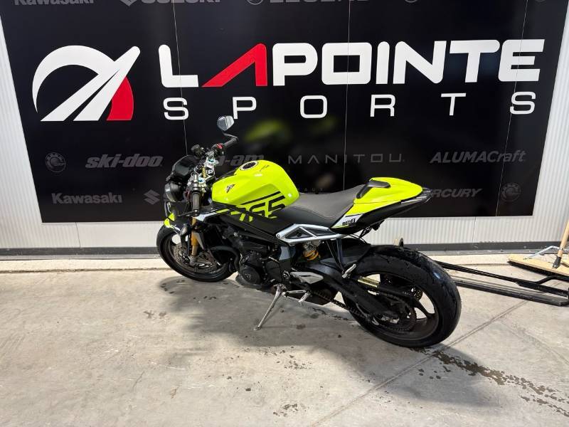 2024 Triumph triumph street