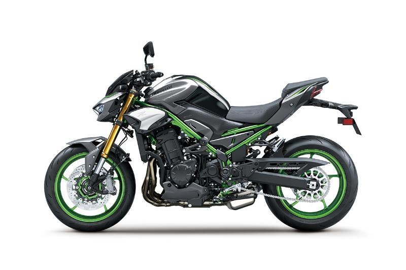2025 Kawasaki Z900 SE