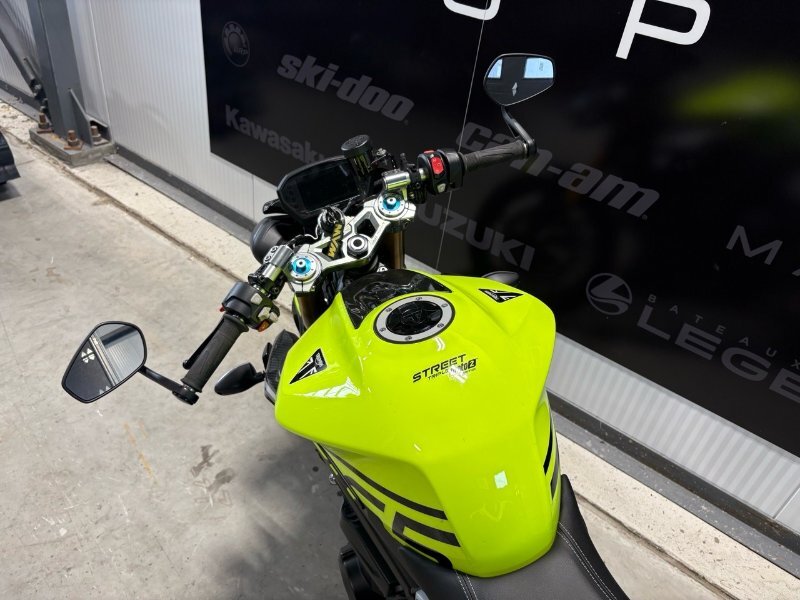 2024 Triumph triumph street