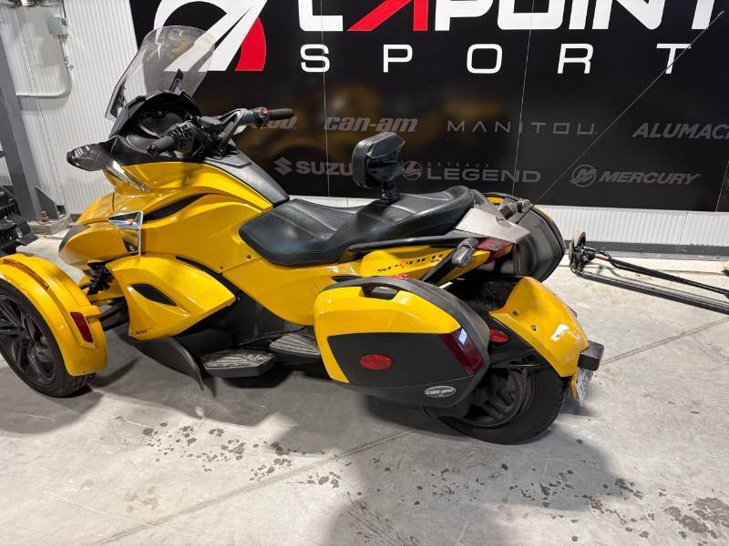 2013 Can-Am SPYDER ST-S 991ETC SE5