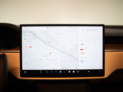 used 2022 Tesla Model X car, priced at $81,900