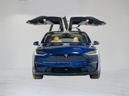 used 2022 Tesla Model X car, priced at $81,900