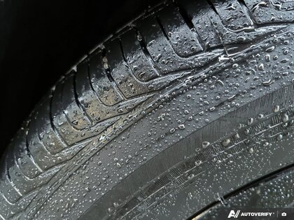 used 2025 Kia Carnival car, priced at $47,555