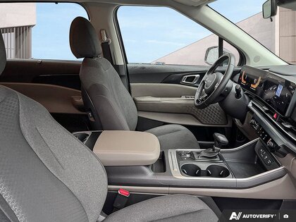 used 2025 Kia Carnival car, priced at $47,555