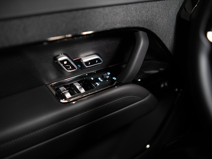 used 2025 Land Rover Range Rover Sport car, priced at $135,900