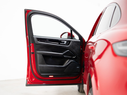 used 2021 Porsche Cayenne car, priced at $59,900