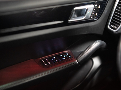 used 2021 Porsche Cayenne car, priced at $59,900