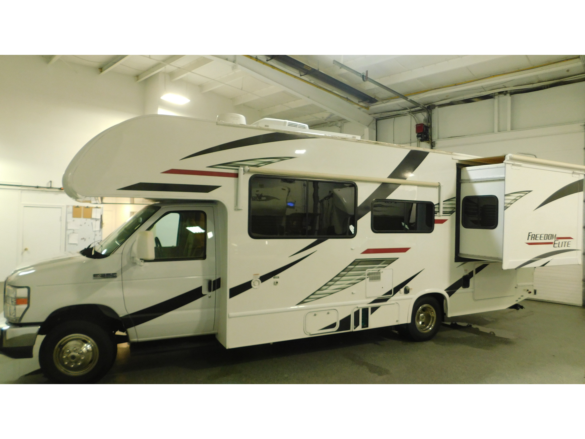 2020 Thor Motor Coach Freedom Elite