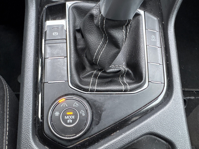 2024 Volkswagen Taos - Gallery image 18