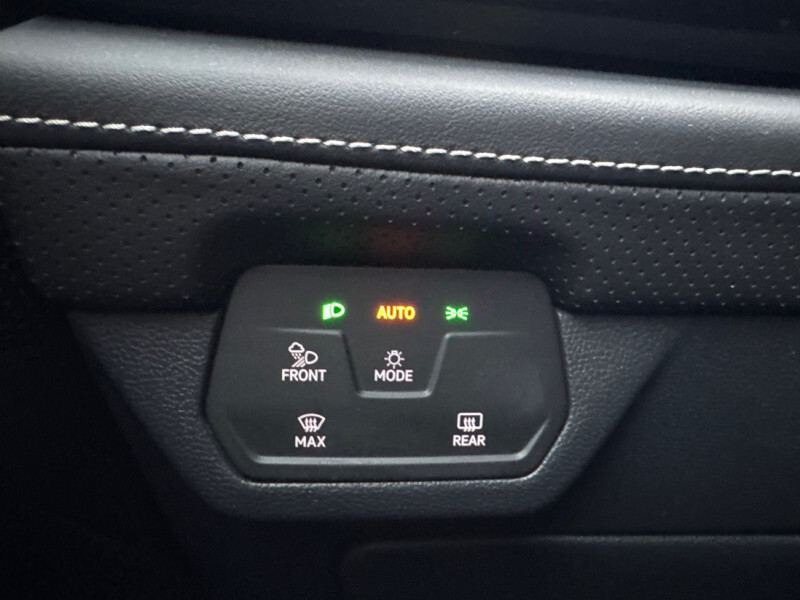 2025 Volkswagen Atlas Cross Sport - Gallery image 18