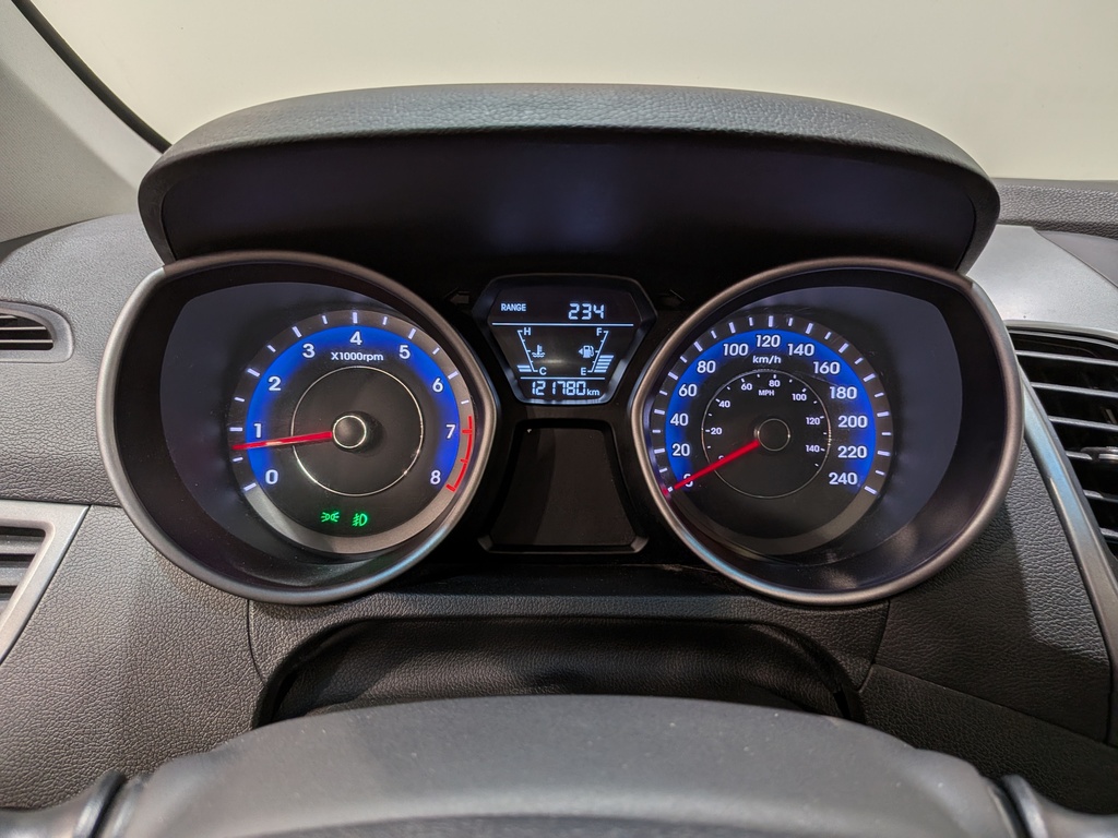 Hyundai Elantra 2015