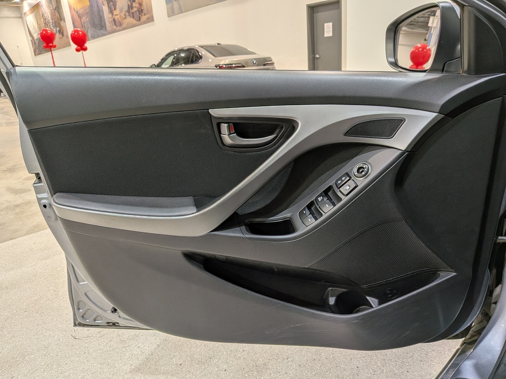 Hyundai Elantra 2015