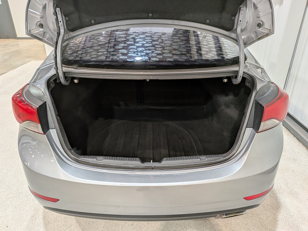 Hyundai Elantra 2015