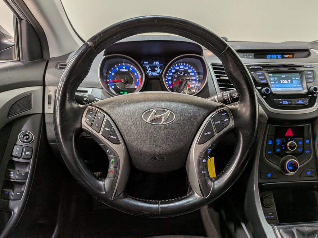 Hyundai Elantra 2015