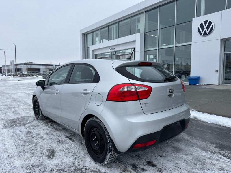 2015 Kia Rio 5-Door - Gallery image 7