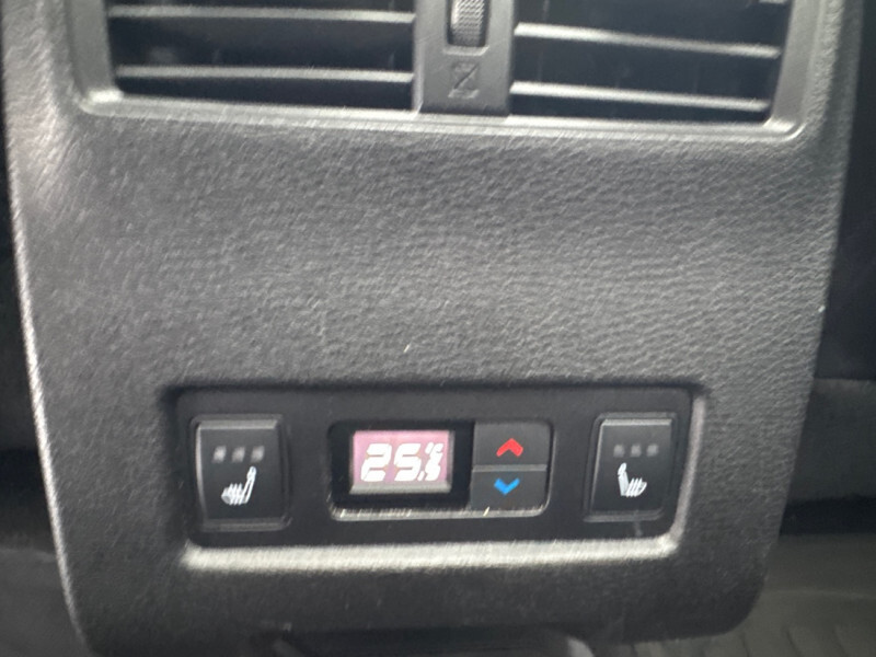 2024 Mitsubishi Outlander PHEV - Gallery image 12