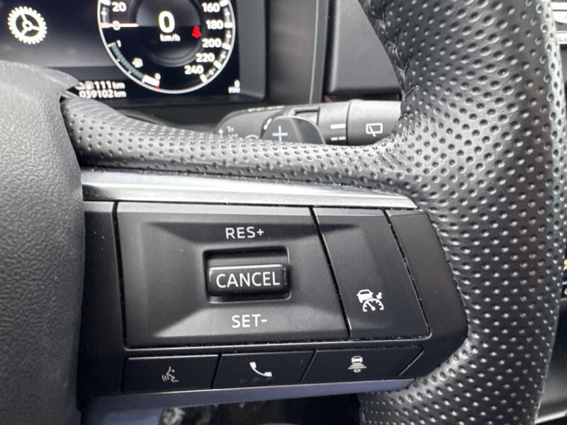 2024 Mitsubishi Outlander PHEV - Gallery image 17