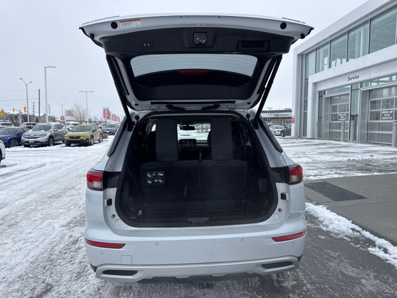 2024 Mitsubishi Outlander PHEV - Gallery image 9