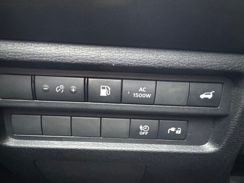 2024 Mitsubishi Outlander PHEV - Gallery image 19