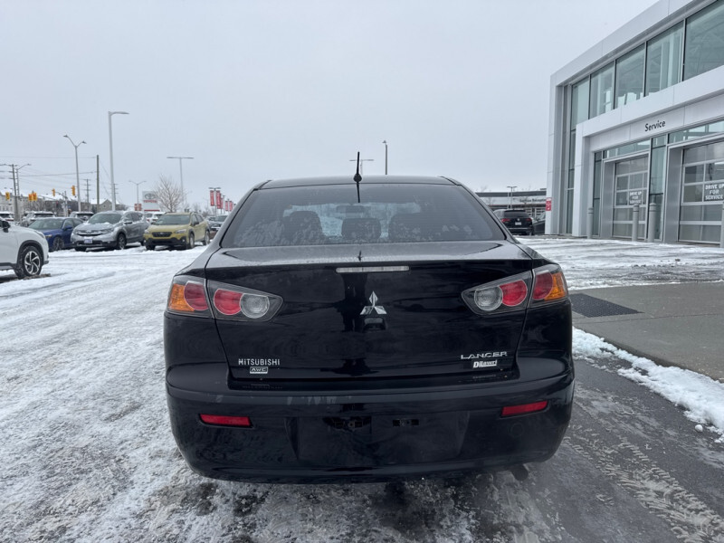 2017 Mitsubishi Lancer - Gallery image 6