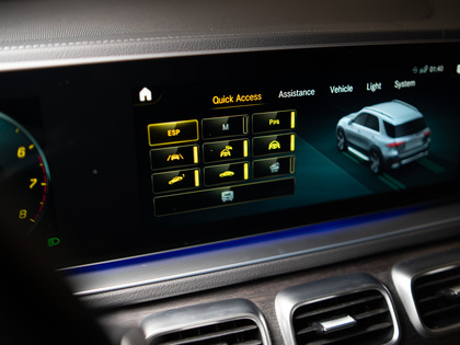 used 2022 Mercedes-Benz GLE car, priced at $61,900