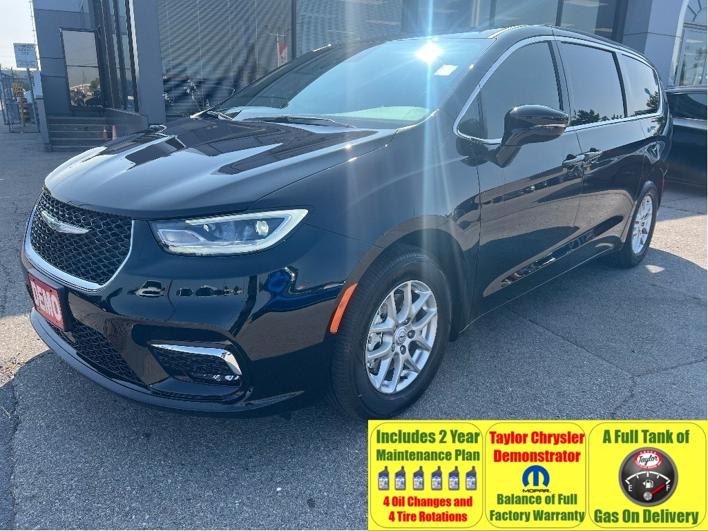 Chrysler Pacifica Select FWD 2026