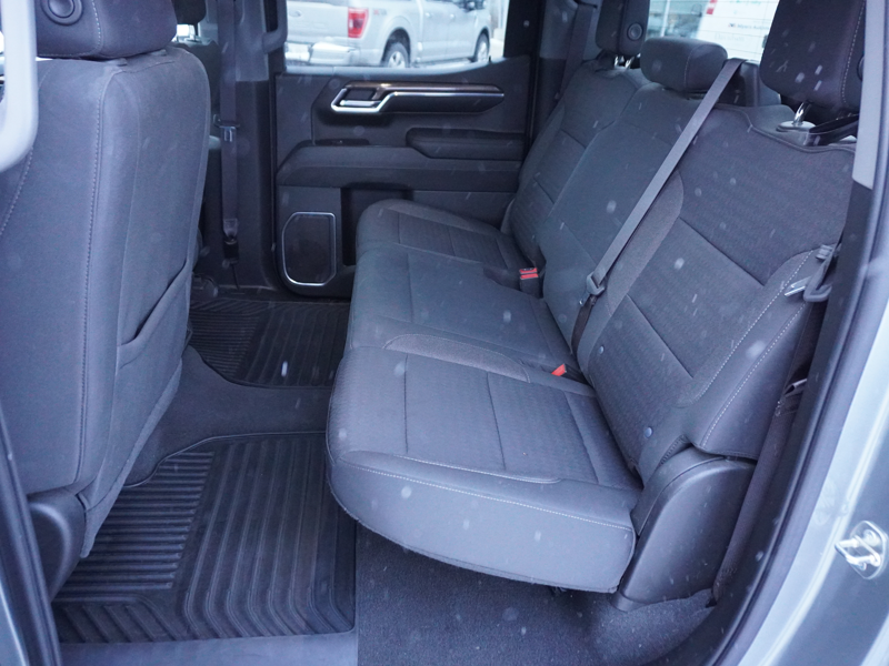 2023 Chevrolet Silverado 1500 - Gallery image 9