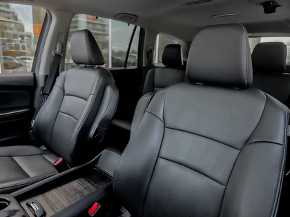 used 2021 Honda Pilot car, priced at $30,795
