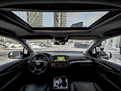 used 2021 Honda Pilot car, priced at $30,795