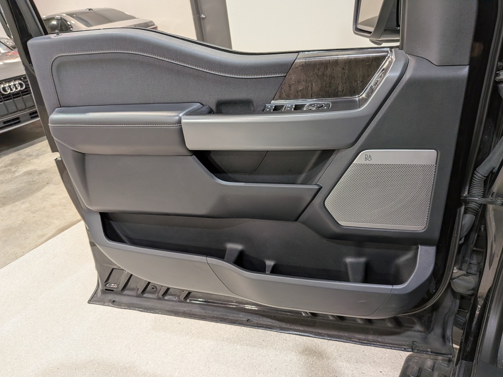 Ford F-150 Lightning 2023