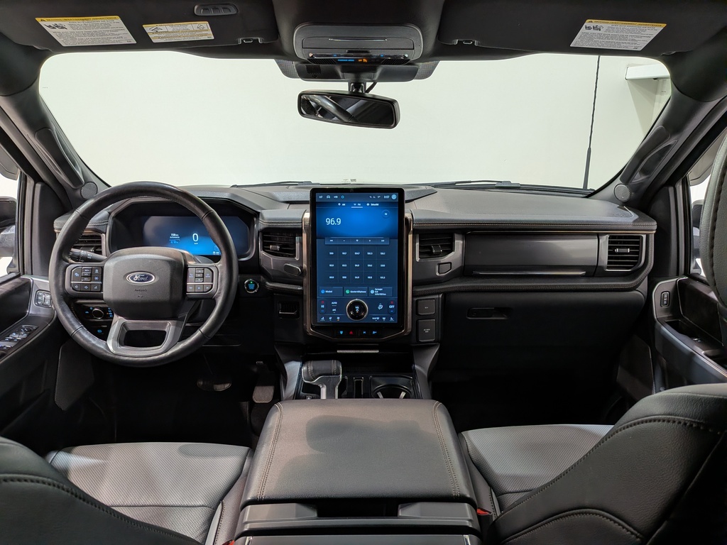 Ford F-150 Lightning 2023