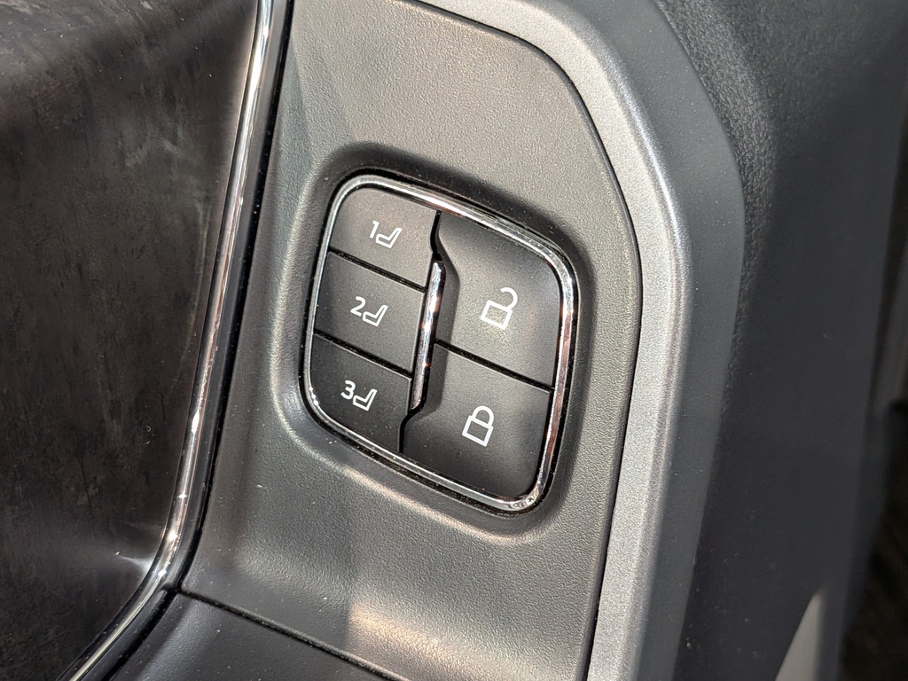 Ford F-150 Lightning 2023