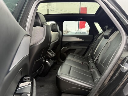 used 2024 Cadillac LYRIQ car, priced at $39,950