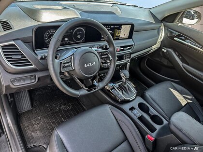 used 2025 Kia Seltos car, priced at $41,195