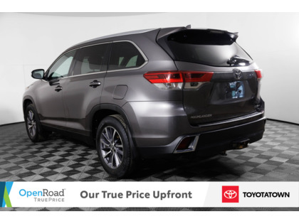 used 2019 Toyota Highlander car, priced at $25,998