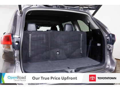 used 2019 Toyota Highlander car, priced at $25,998