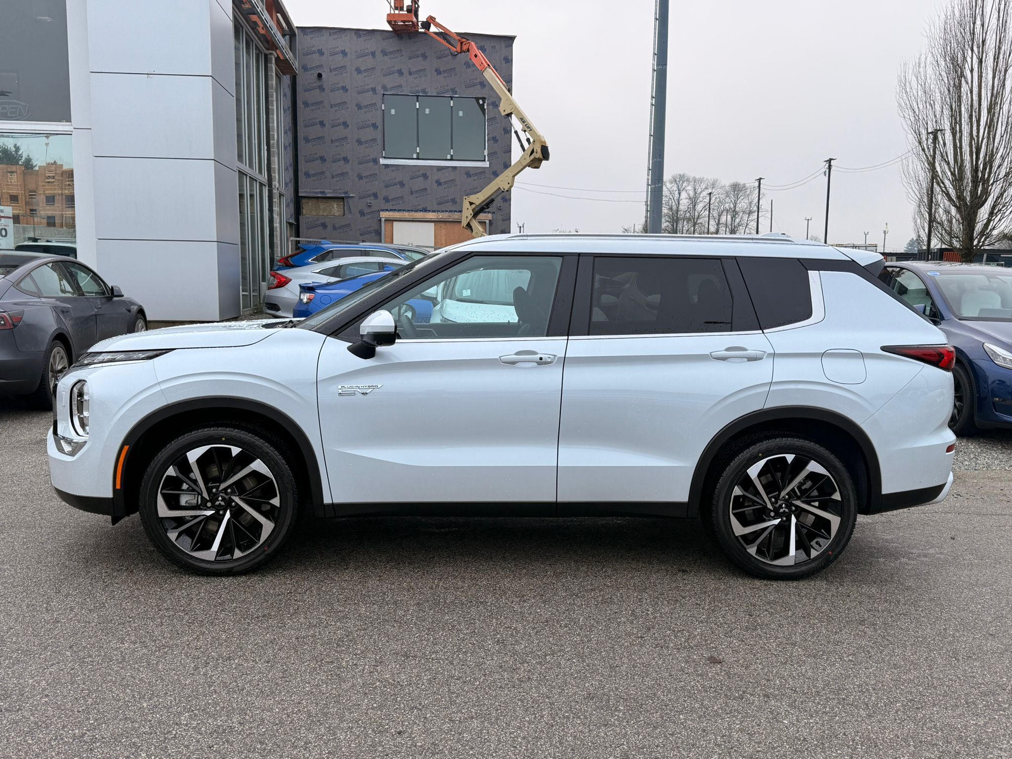 2025 Mitsubishi Outlander PHEV