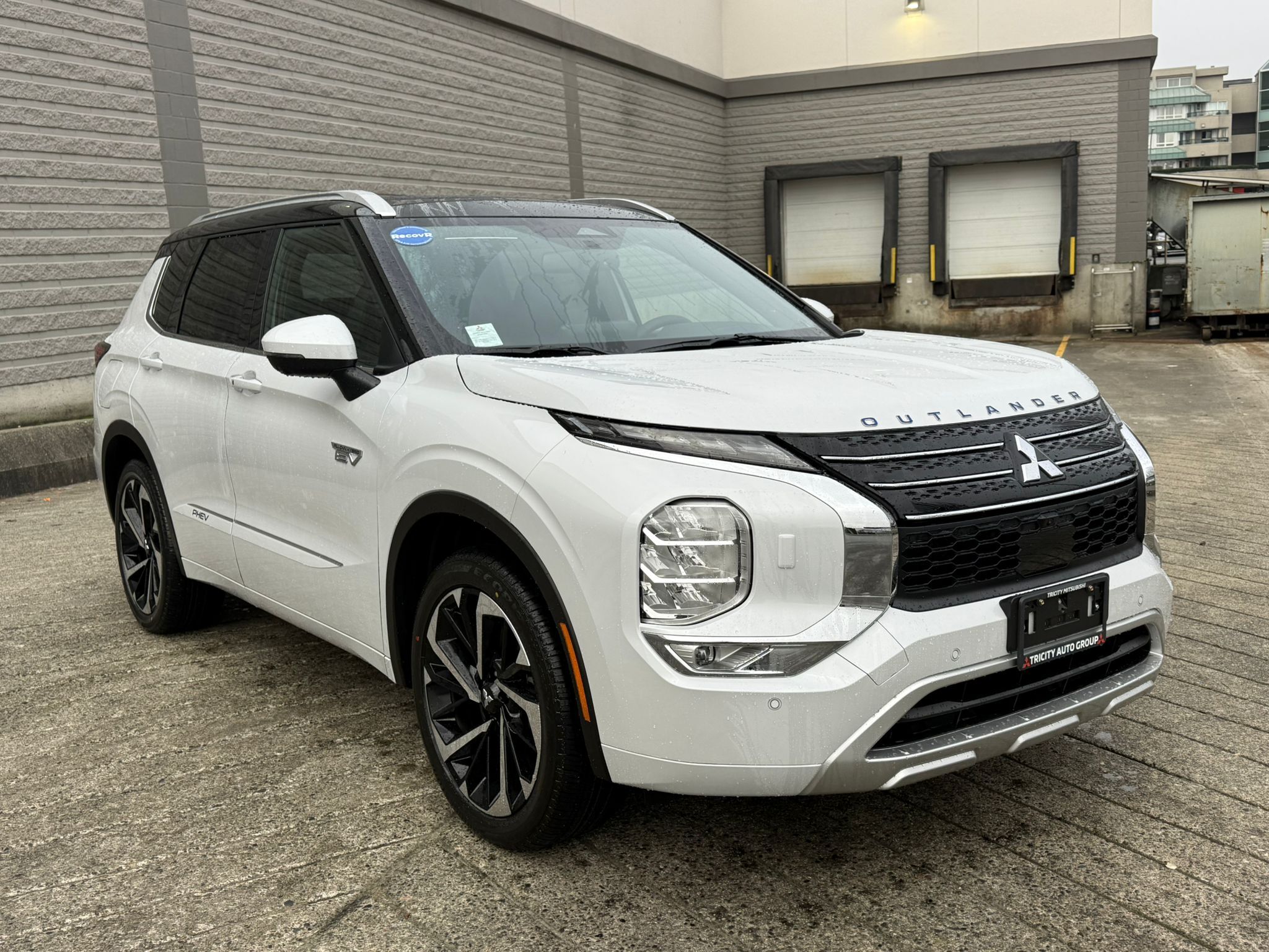 2025 Mitsubishi Outlander PHEV