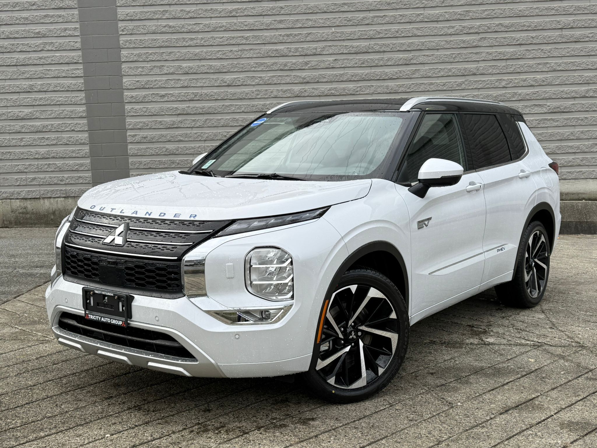 2025 Mitsubishi Outlander PHEV