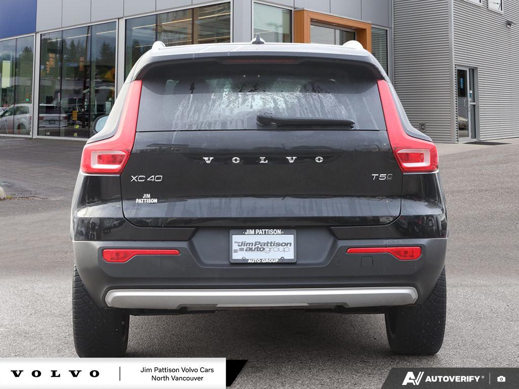 2021 Volvo XC40