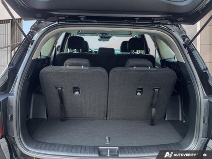 used 2025 Kia Sorento car, priced at $39,987