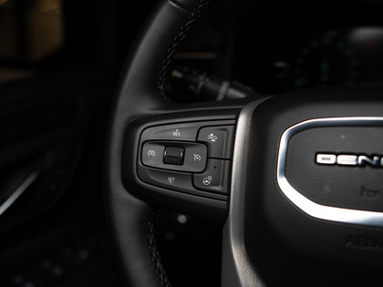 used 2024 GMC Yukon car, priced at $79,900