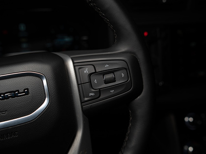 used 2024 GMC Yukon car, priced at $79,900